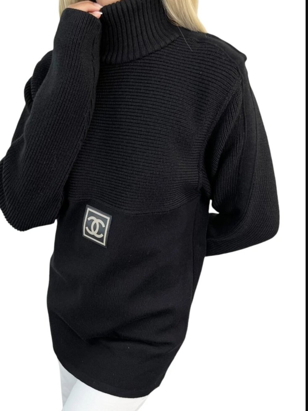 CHANEL Sport Vintage CC Logo Sweater Top